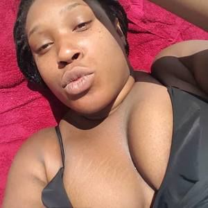 Meet your Posher, Alisha