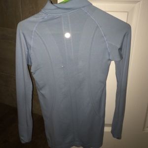 LIGHT WEIGHT LIGHT BLUE LULU JACKET. Size 4