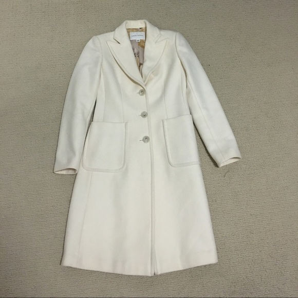 Gorgeous Full Length Class White Wool Coat - Picture 2 of 4