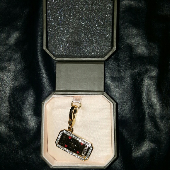 Juicy couture kidding booth ticket