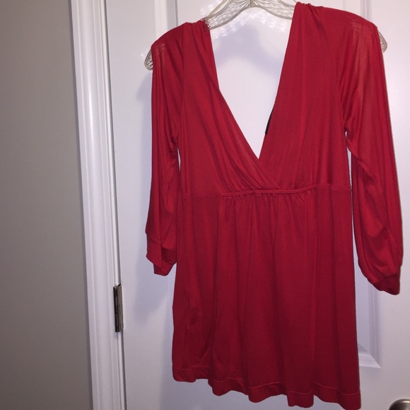 Red BCBG Deep V Empire Waist Top w/ Slit Sleeves
