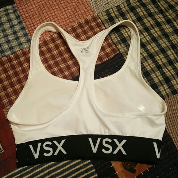 Victoria Secret Sports Bra! - Picture 2 of 2