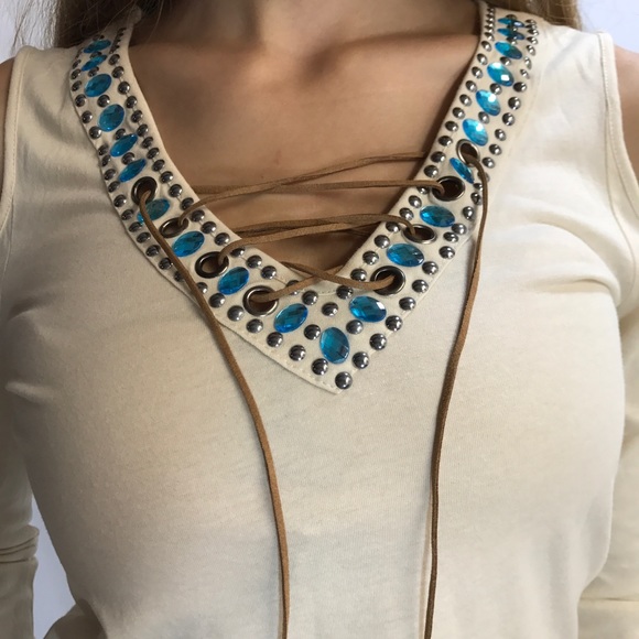 Solddd Outtt - Picture 3 of 3