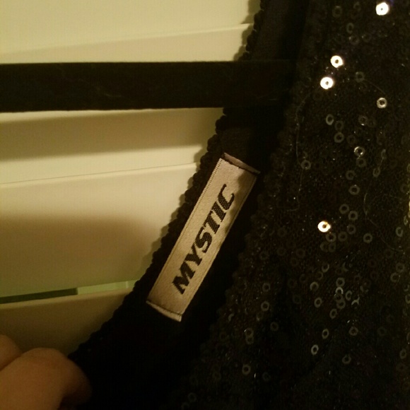 Black sequin dress - Picture 3 of 4