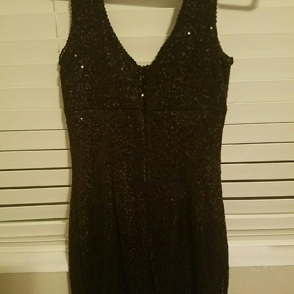 Black sequin dress - Picture 4 of 4