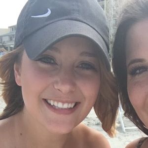 Meet your Posher, Nikole