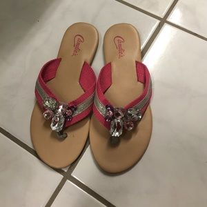 Cute sandals size 6