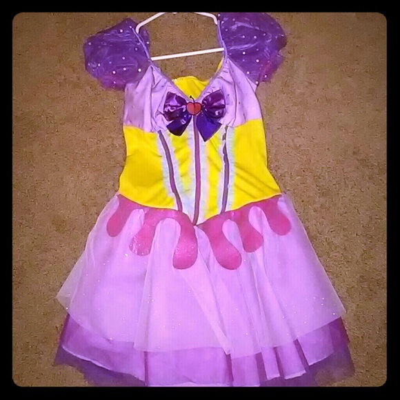 Cupcake costume