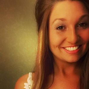 Meet your Posher, Katie beth