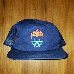 "Fire and Snow - M" Logo Trucker/Snapback