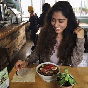 Meet your Posher, Jocelyn