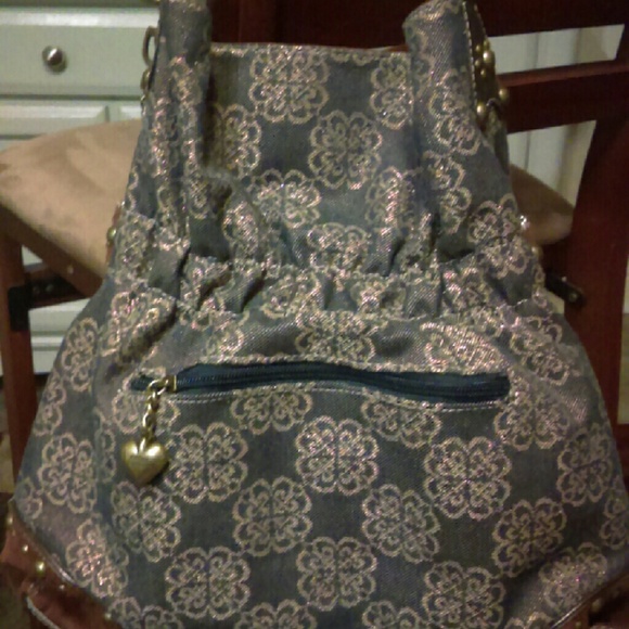 Kathy Van Zeeland Purse with Fleur de Lis accents - Picture 2 of 4