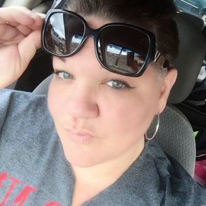 Meet your Posher, Toni