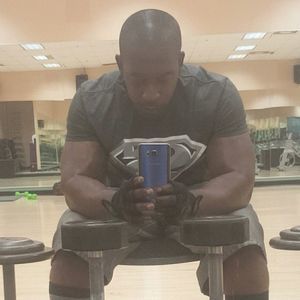 Meet your Posher, Dee