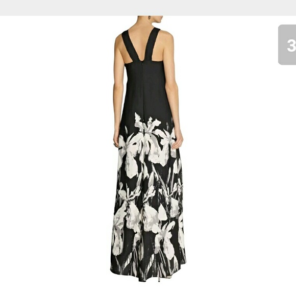 Halston Gown - Picture 2 of 4