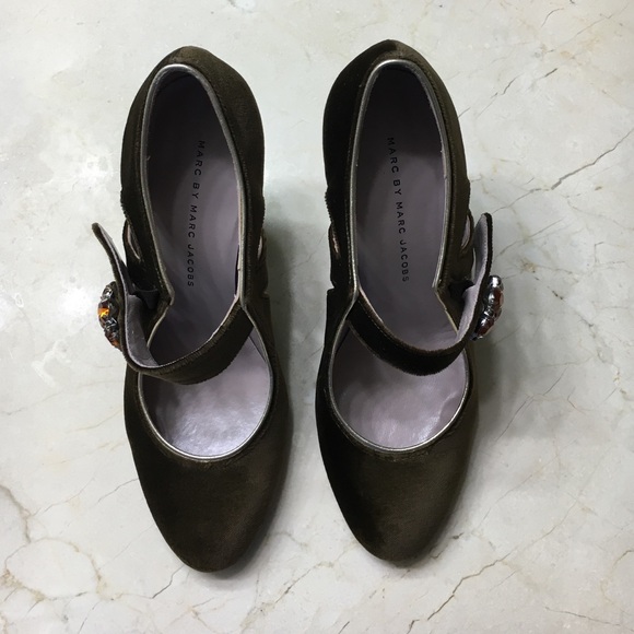 EXTRA PICS - Marc by Marc Jacobs Mary Jane Pumps - Picture 1 of 4