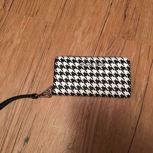 Michael Kors houndstooth wallet