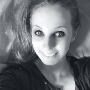 Meet your Posher, Melanie