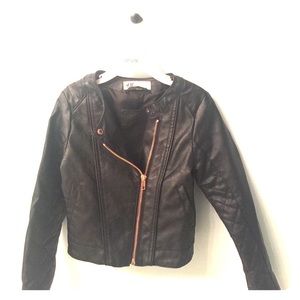Black pleather girl's jacket is 5-6