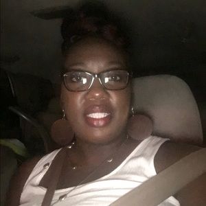 Meet your Posher, Felecia