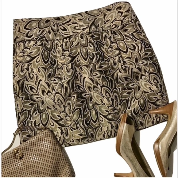 ✨SALE✨LOFT Metallic Blend Pencil Skirt - Picture 3 of 6