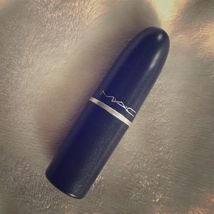 MAC amplified "Vegas volt" lipstick