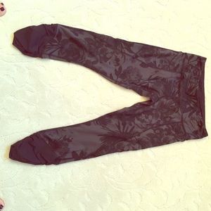 Luke lemon black/gray  print cropped leggings