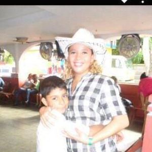 Meet your Posher, Arelis