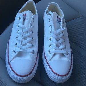 Size 9 women's white Converse