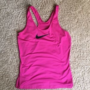 Nike Pro workout tank