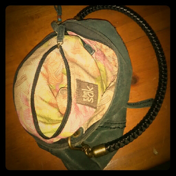 Shoulder bag