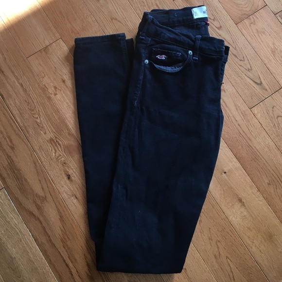 Dark Blue Hollister Stretchy Fit jeans