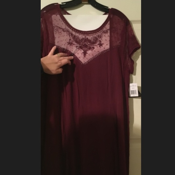 GREAT HOLIDAY DRESS - Picture 4 of 4