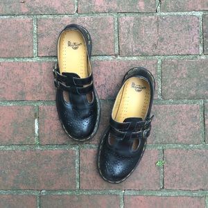 Doc Marten 8065 Mary Janes