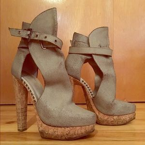 Herve Leger Fabiana Cracked Suede Platform Boot