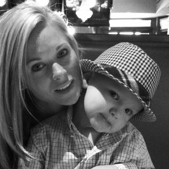 Meet your Posher, Chrissy - Picture 1 of 1