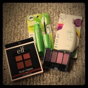 💋4 piece make up bundle💋