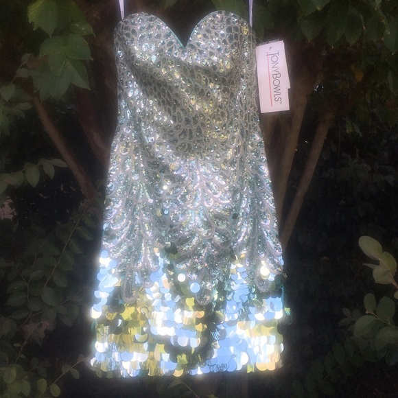 TONY BOWLS- AQUA GREEN FULL SEQUIN FORMAL DRESS