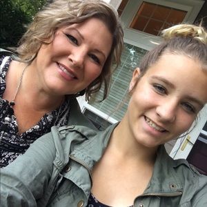 Meet your Posher, Kristin