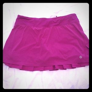 Lululemon run/fun skirt fits 8-10