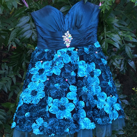 BLUSH PROM; SAPPHIRE/TURQUOISE; SHORT; FULL SKIRT