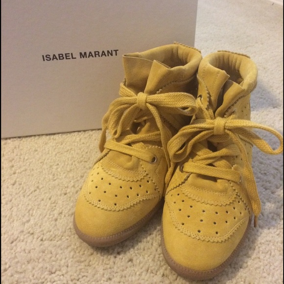 Isabel Marant Bobby low-top sneaker (color: Jaune)