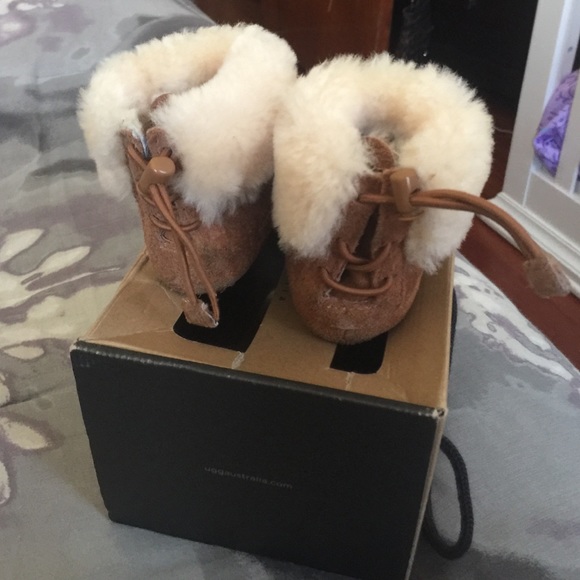 ugg size 0/1 ugg size 0/1