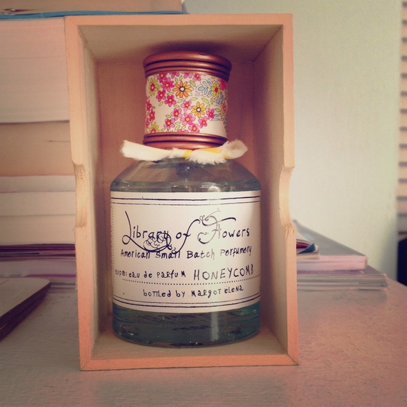 Library of Flowers perfume in Honeycomb