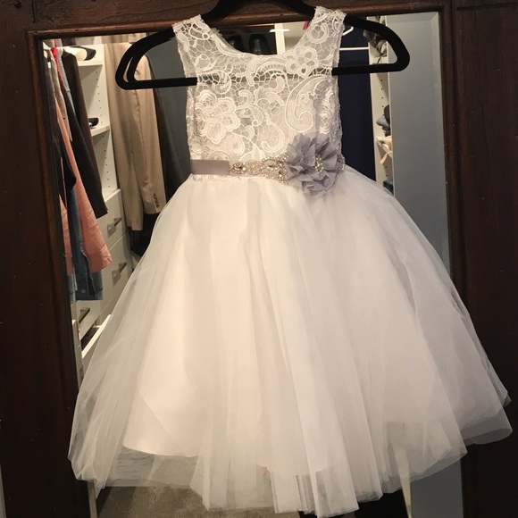 Ivory lace and tulle Flower Girl Dress