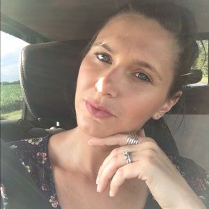 Meet your Posher, Beth