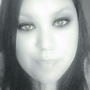 Meet your Posher, Clara