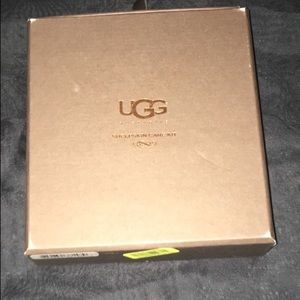 Ugg Kit
