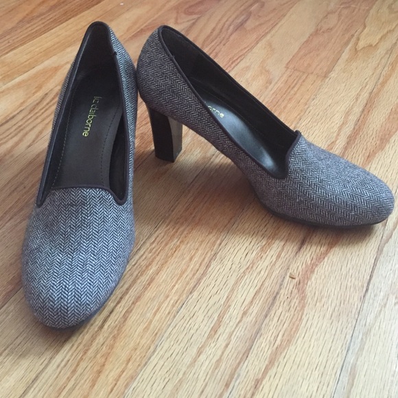 Liz Claiborne Herringbone Tweed Pumps
