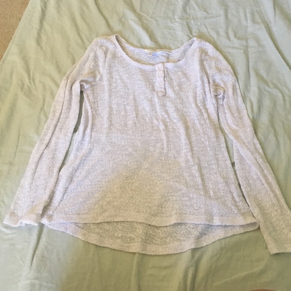 Thin white sweater